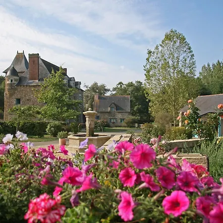 Vakantiehuis Domaine Des Forges Riaille